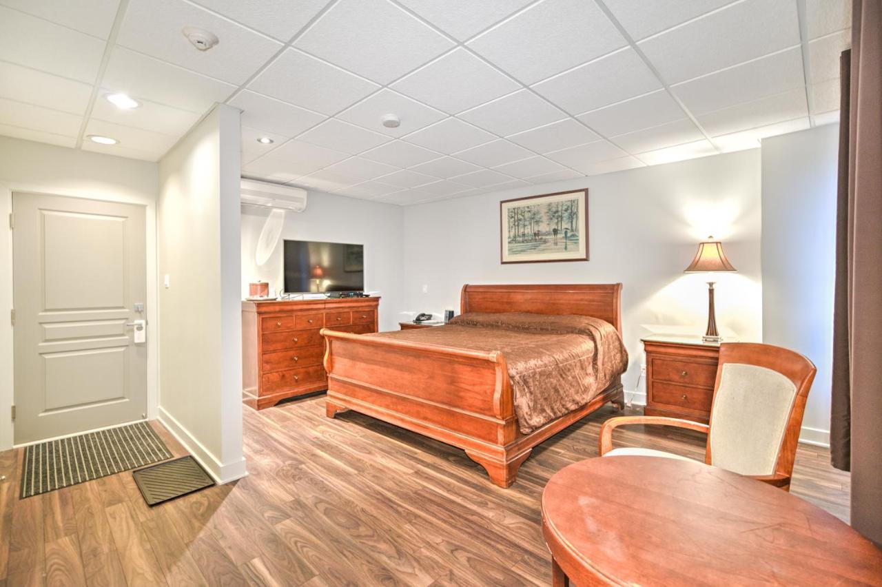 Motel Rustik Chateauguay Heights Экстерьер фото