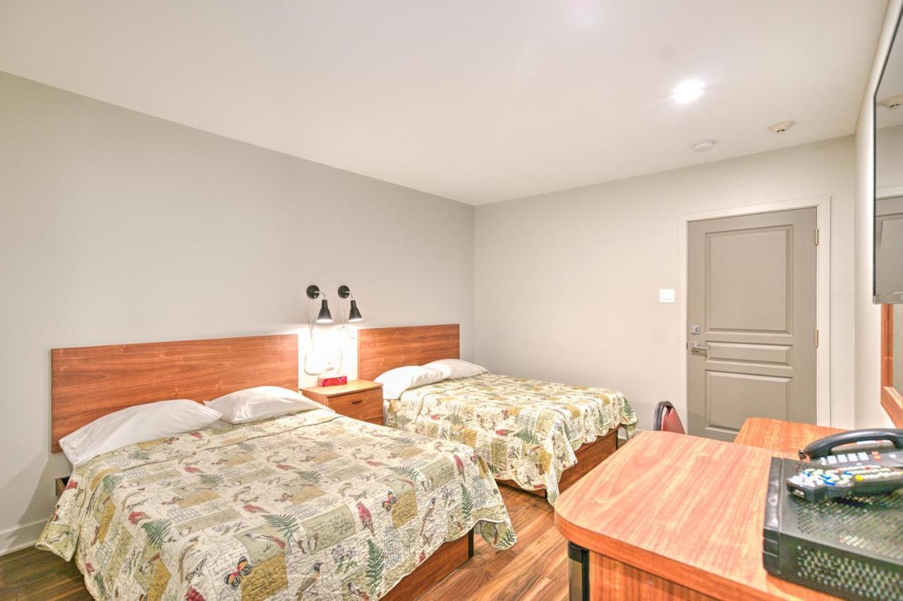 Motel Rustik Chateauguay Heights Экстерьер фото