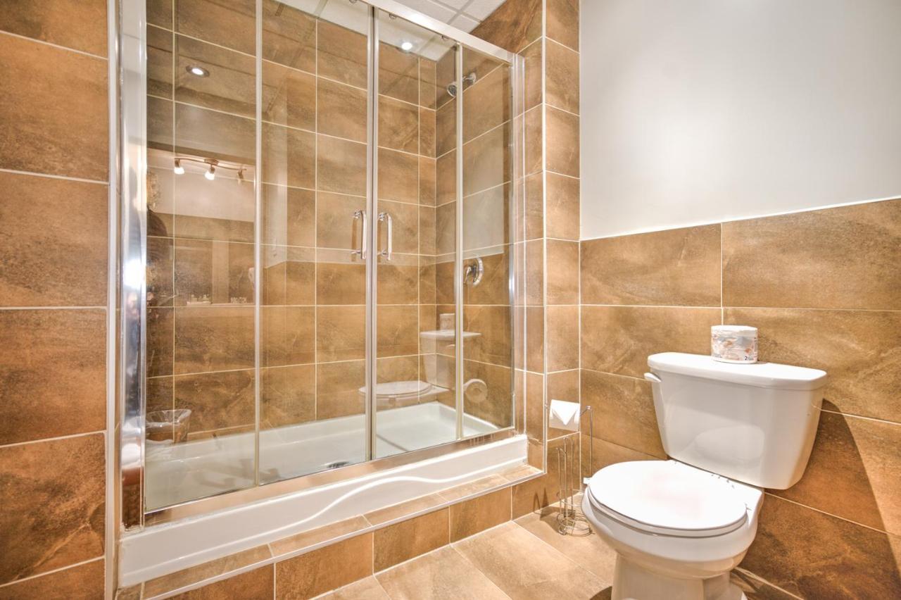 Motel Rustik Chateauguay Heights Экстерьер фото